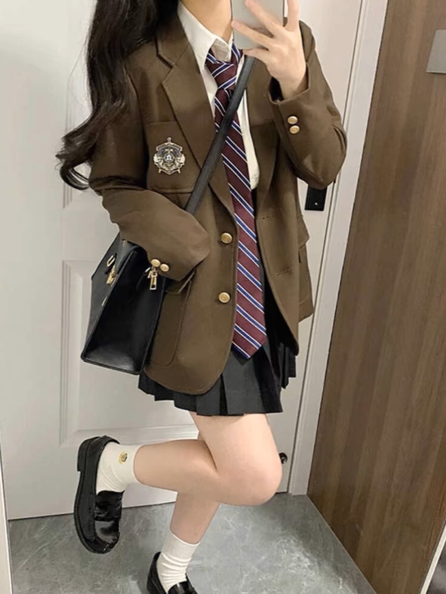 Japanese Tea - Herfst- en wintercollectie: dames-schooluniform in theekleur,